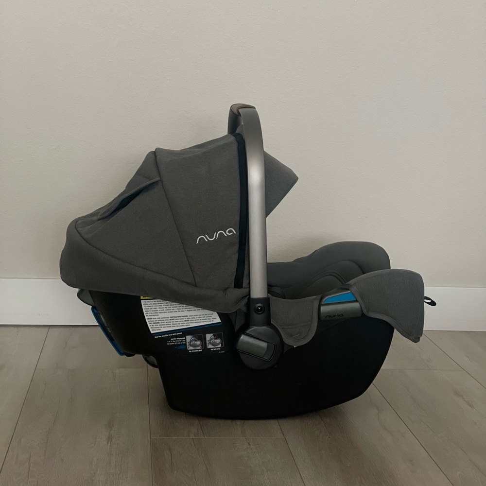 NUNA PIPA CAR SEAT
